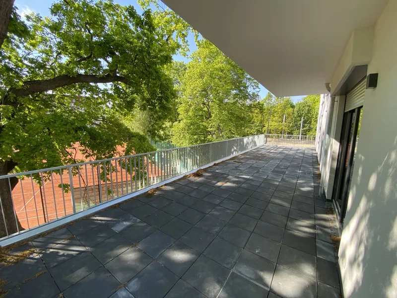 3-Zimmer-Wohnung mit atemberaubender Terasse — photo 1